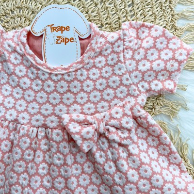 Vestido Rosa com Florzinhas e Laço